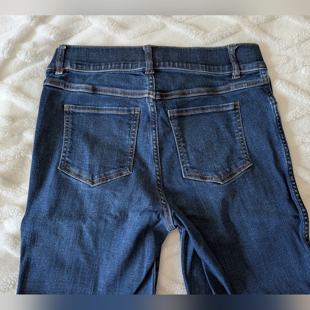 Spanx Women's Skinny Jeans, Pull On High Rise, Petite Medium - Picture 9 of 9